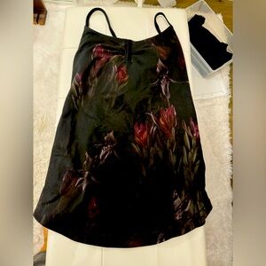 Lululemon tank w/built in bra